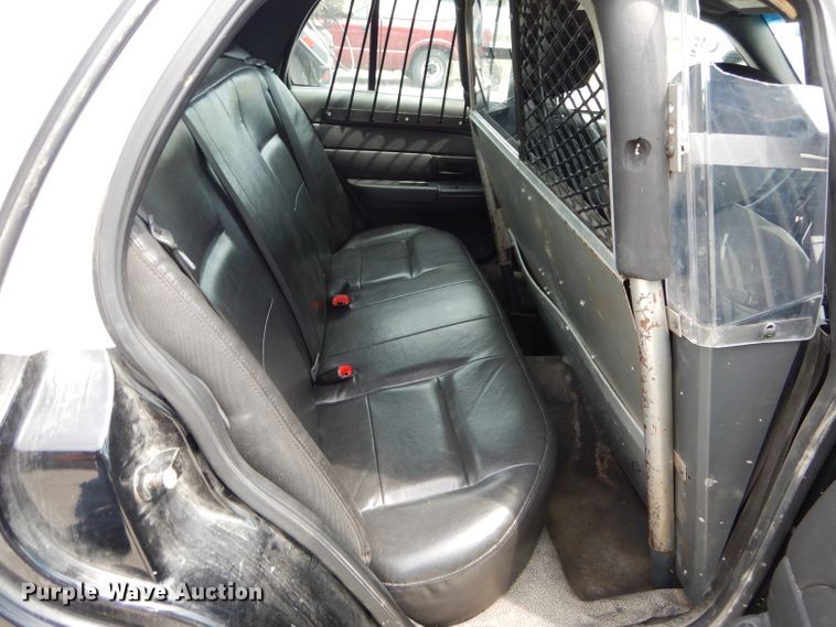 image for item DH6060 2010 Ford Crown Victoria Police Interceptor