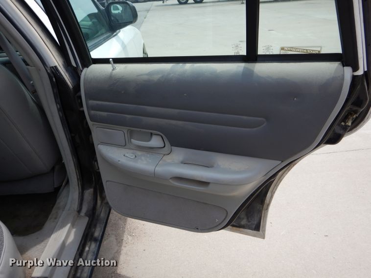 image for item DH6061 1996 Ford Crown Victoria Police Interceptor