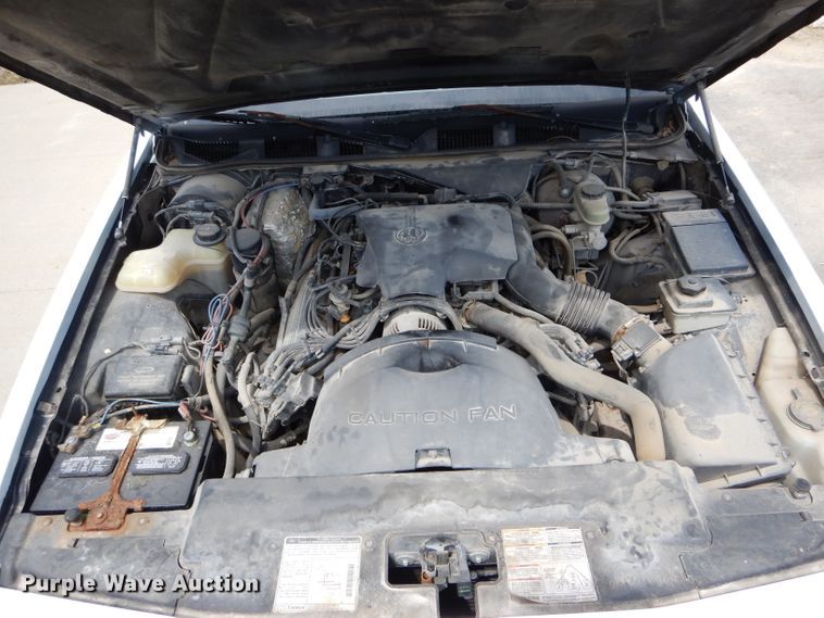 image for item DH6061 1996 Ford Crown Victoria Police Interceptor