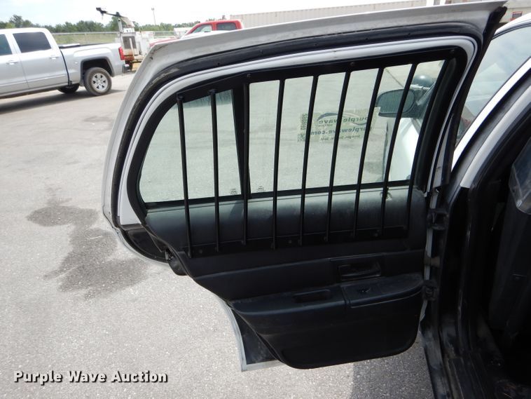 image for item DH6062 2011 Ford Crown Victoria Police Interceptor