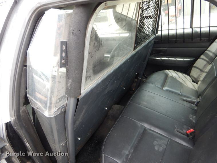 image for item DH6062 2011 Ford Crown Victoria Police Interceptor