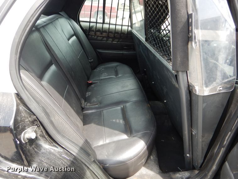 image for item DH6062 2011 Ford Crown Victoria Police Interceptor