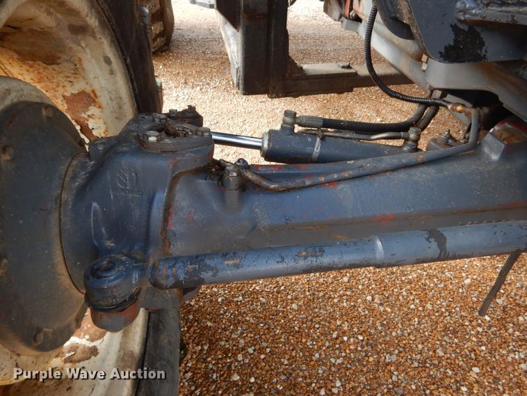 image for item DH6070 2000 New Holland TM115 MFWD tractor