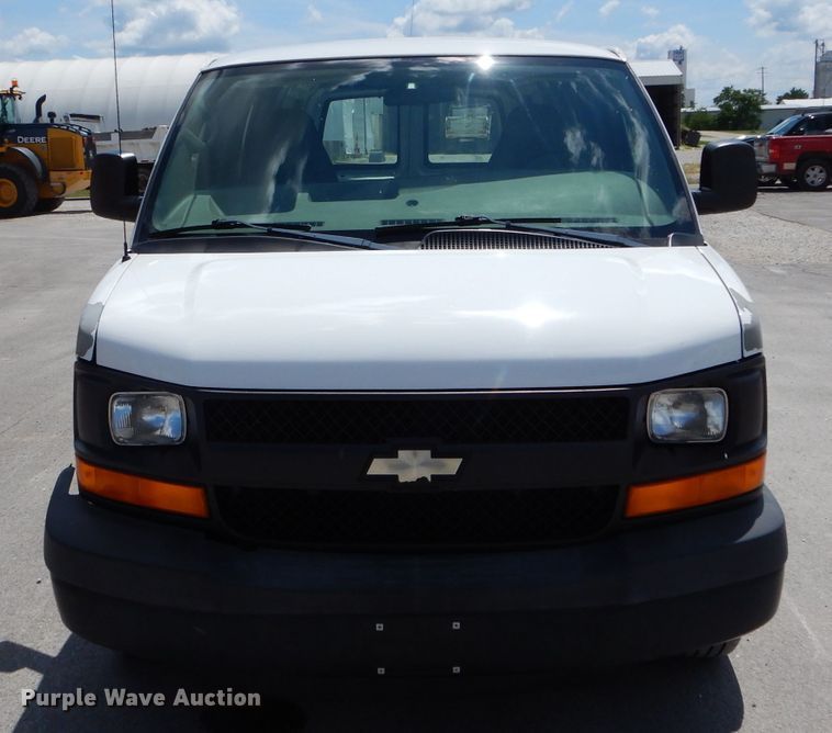 image for item DH6073 2009 Chevrolet Express 1500 van