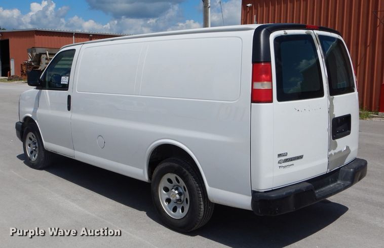 image for item DH6073 2009 Chevrolet Express 1500 van
