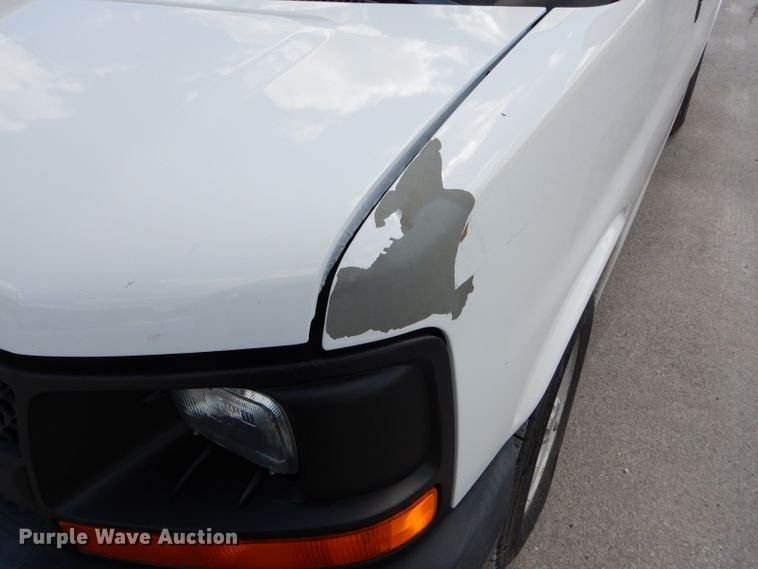image for item DH6073 2009 Chevrolet Express 1500 van