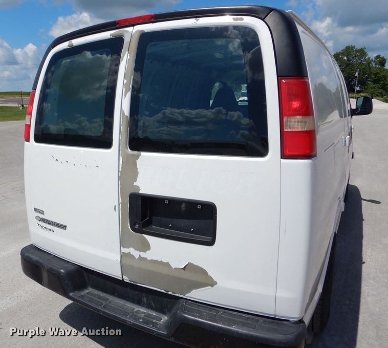 image for item DH6073 2009 Chevrolet Express 1500 van