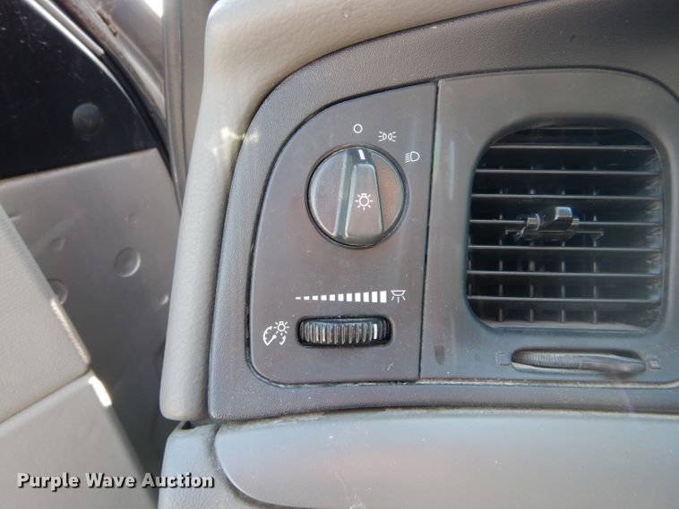 image for item DI0597 2004 Ford Crown Victoria Police Interceptor