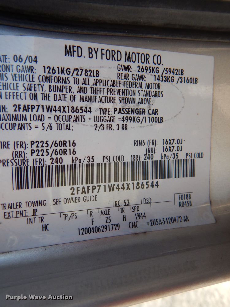 image for item DI0597 2004 Ford Crown Victoria Police Interceptor