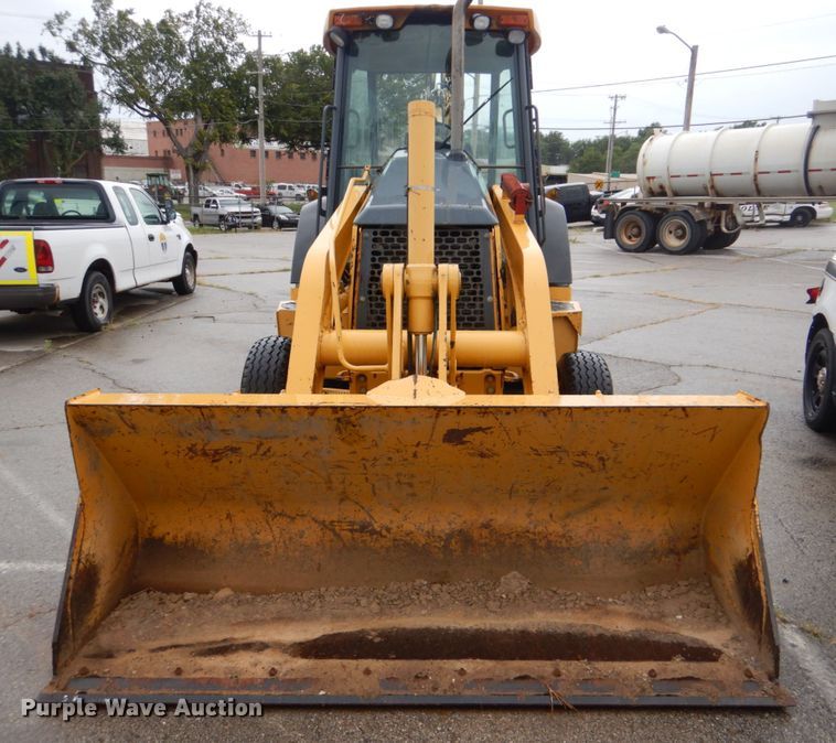 image for item DI2280 2004 John Deere 310SG backhoe