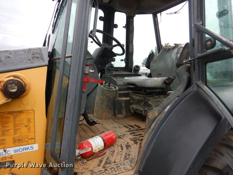 image for item DI2280 2004 John Deere 310SG backhoe