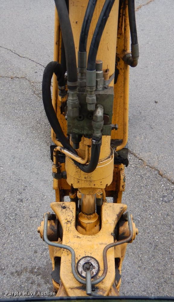 image for item DI2280 2004 John Deere 310SG backhoe