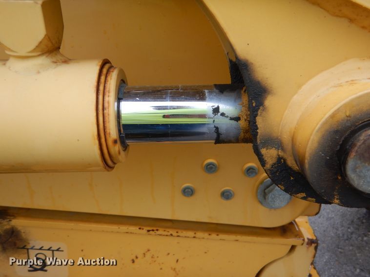 image for item DI2280 2004 John Deere 310SG backhoe