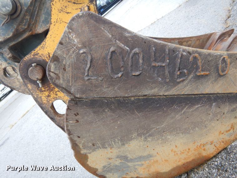 image for item DI2280 2004 John Deere 310SG backhoe