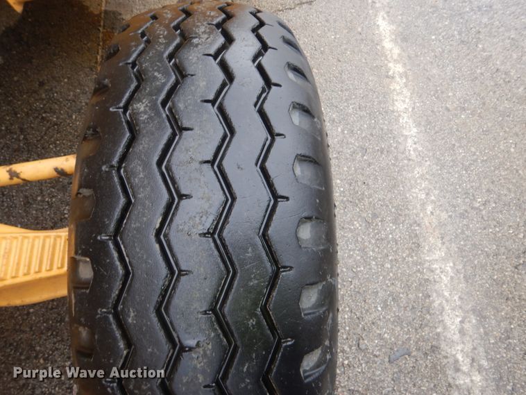 image for item DI2280 2004 John Deere 310SG backhoe