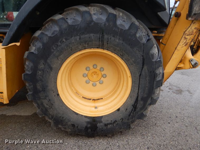 image for item DI2280 2004 John Deere 310SG backhoe