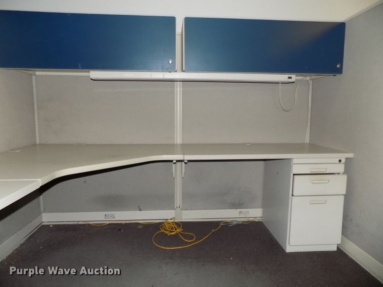 image for item DO9452 (5) sets of cubicles
