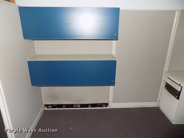 image for item DO9452 (5) sets of cubicles