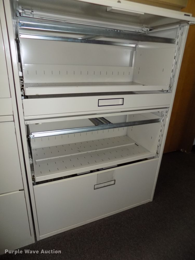 image for item DO9456 (5) file cabinets