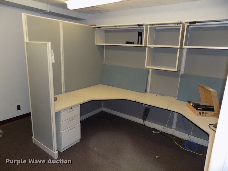 image for item DO9457 (2) set of cubicles