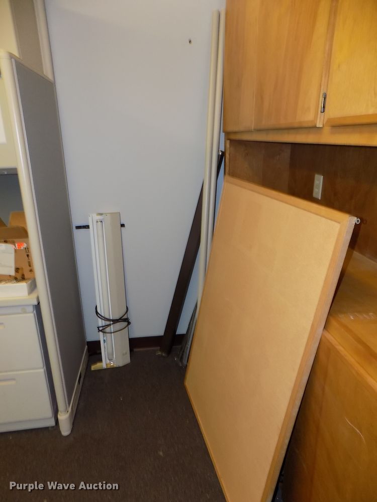 image for item DO9457 (2) set of cubicles