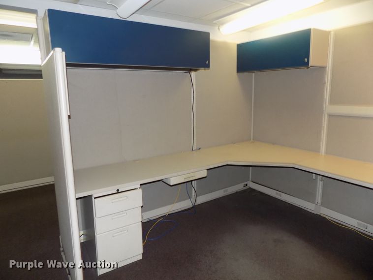 image for item DO9457 (2) set of cubicles