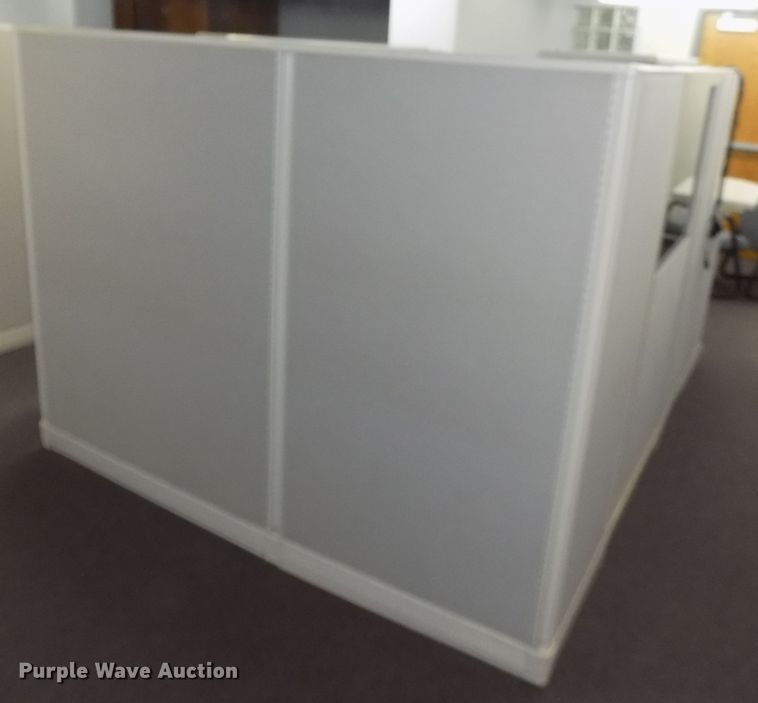 image for item DO9458 (3) sets of cubicles