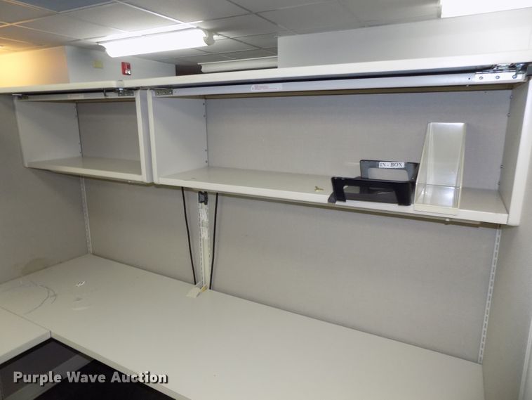 image for item DO9458 (3) sets of cubicles