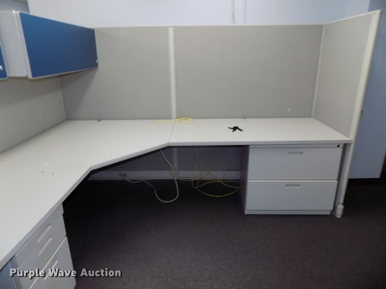 image for item DO9458 (3) sets of cubicles