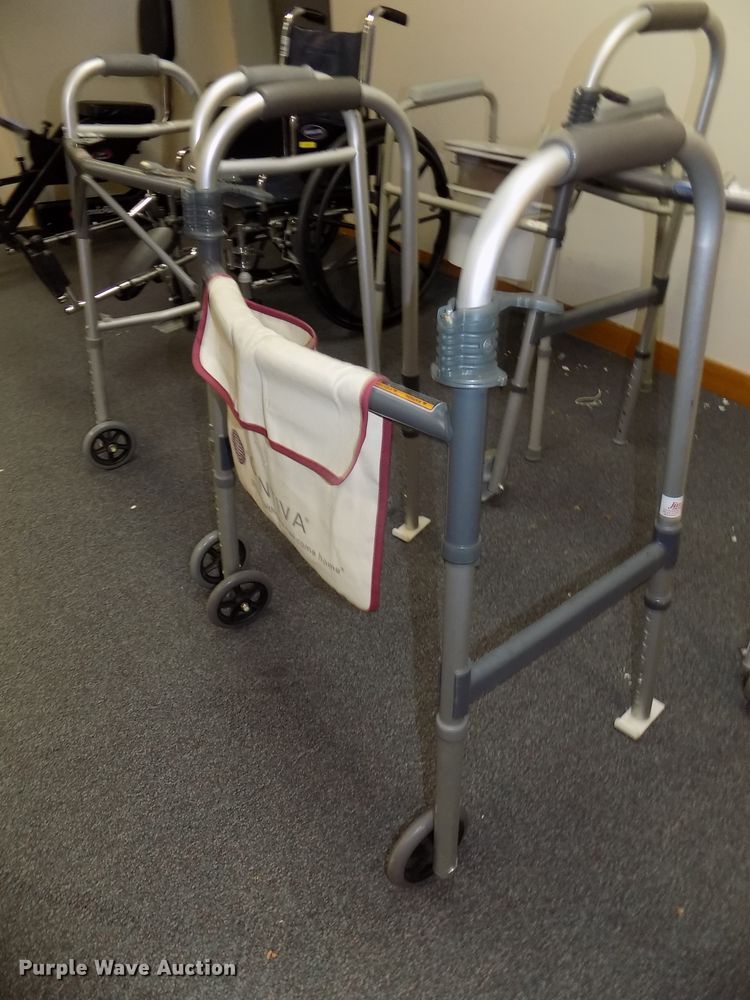 image for item DO9461 Medical equipment