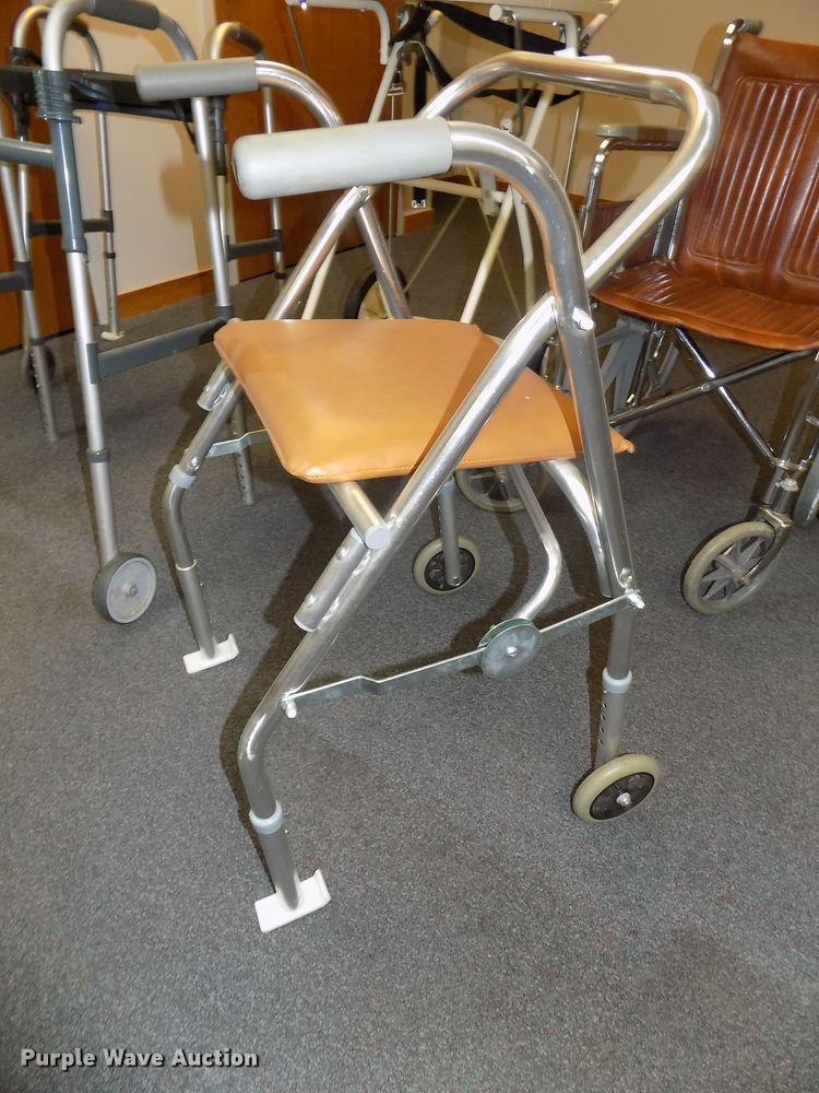 image for item DO9461 Medical equipment