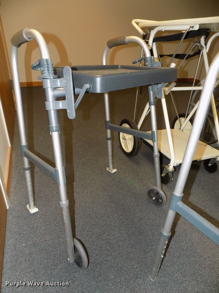 image for item DO9461 Medical equipment