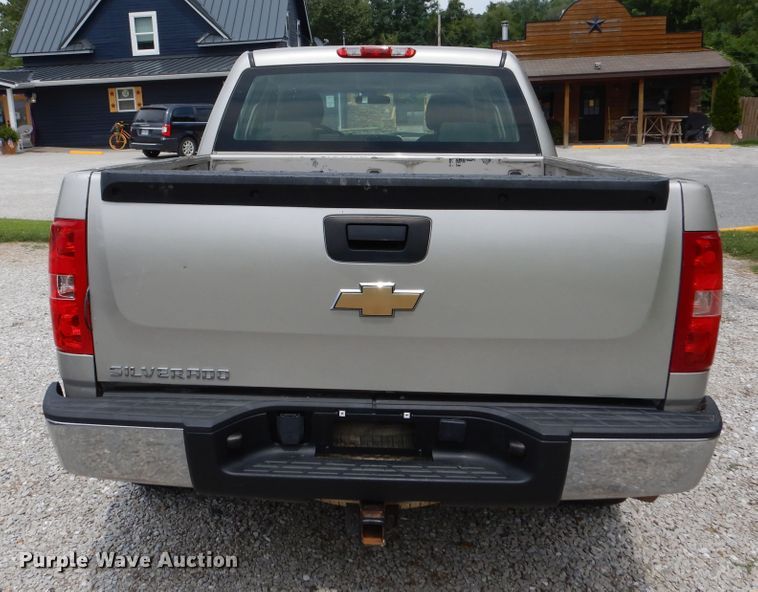 image for item DY9847 2009 Chevrolet Silverado 1500 Crew Cab pickup truck