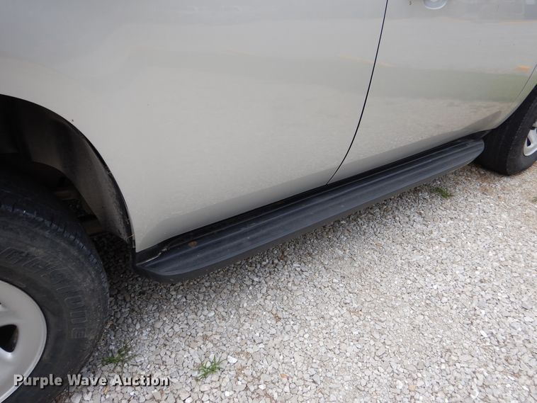 image for item DY9848 2010 Chevrolet Tahoe SUV
