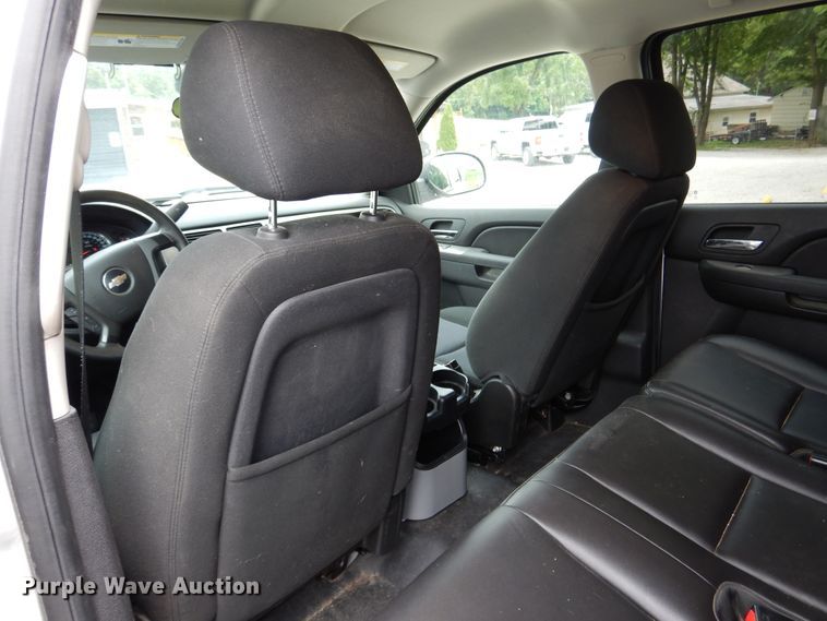 image for item DY9848 2010 Chevrolet Tahoe SUV