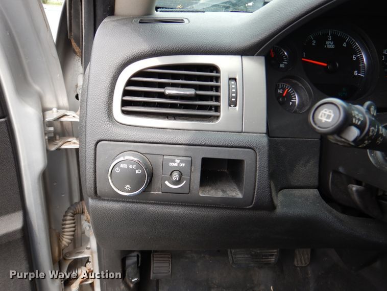 image for item DY9848 2010 Chevrolet Tahoe SUV