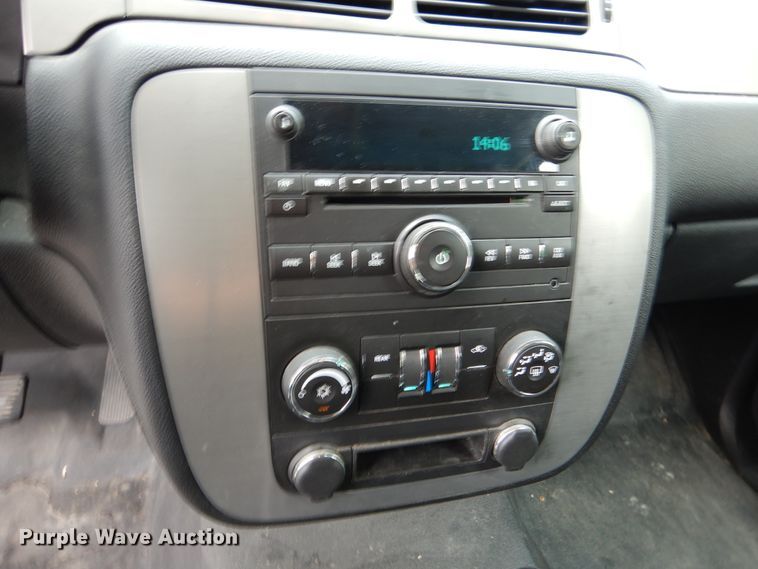 image for item DY9848 2010 Chevrolet Tahoe SUV