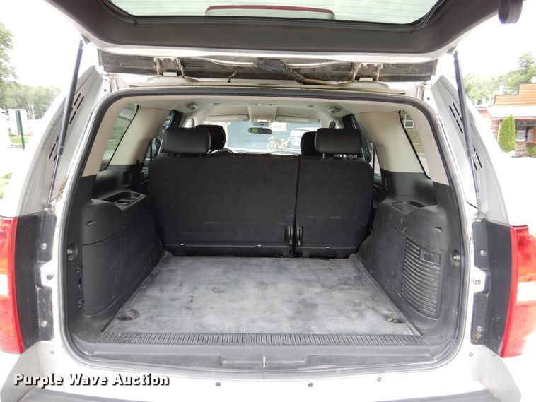 image for item DY9848 2010 Chevrolet Tahoe SUV