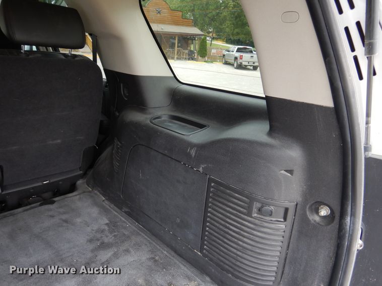 image for item DY9848 2010 Chevrolet Tahoe SUV