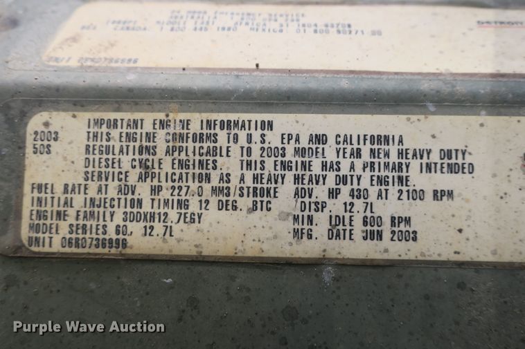 image for item EA9319 2004 Freightliner FLD dump truck