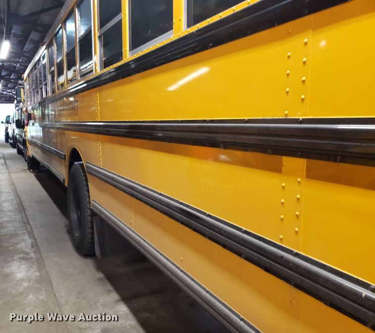 image for item ET9825 2006 International CE300 school bus