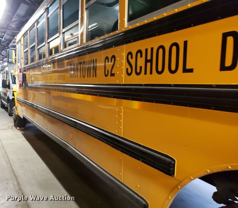 image for item ET9825 2006 International CE300 school bus