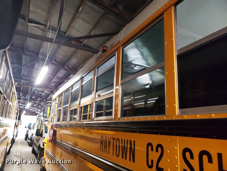 image for item ET9825 2006 International CE300 school bus