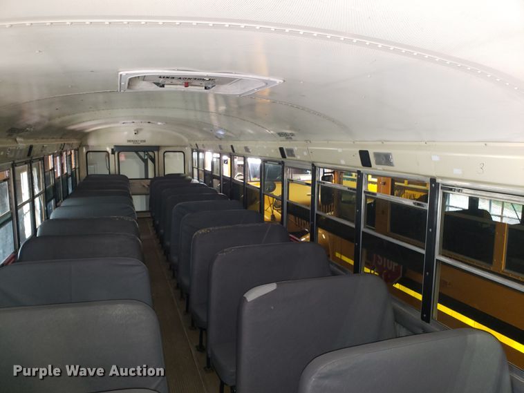 image for item ET9825 2006 International CE300 school bus