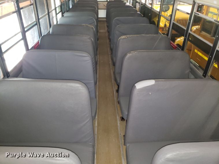 image for item ET9825 2006 International CE300 school bus