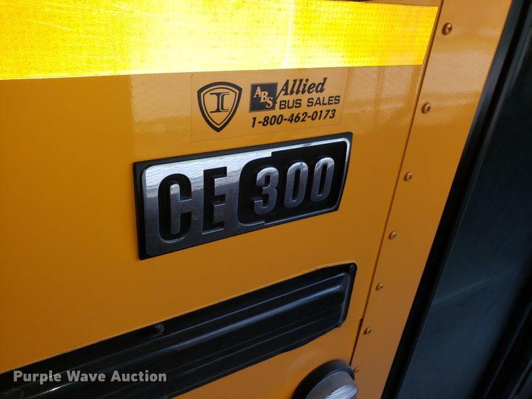 image for item ET9825 2006 International CE300 school bus