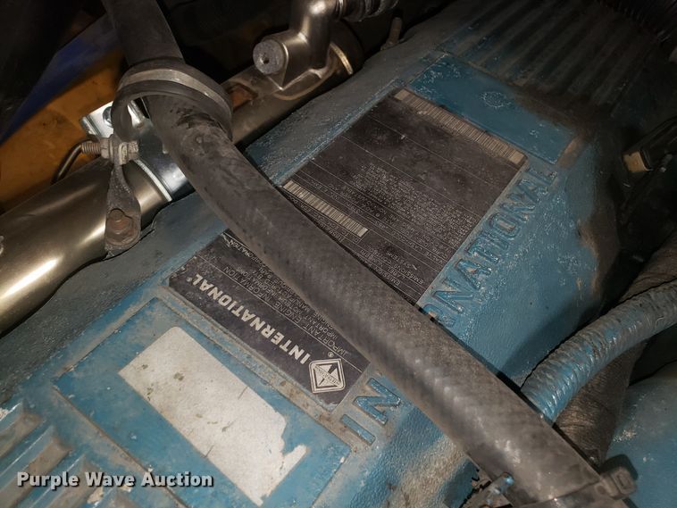 image for item ET9825 2006 International CE300 school bus