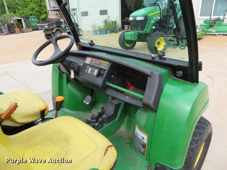 image for item EV9712 John Deere Gator HPX utility vehicle