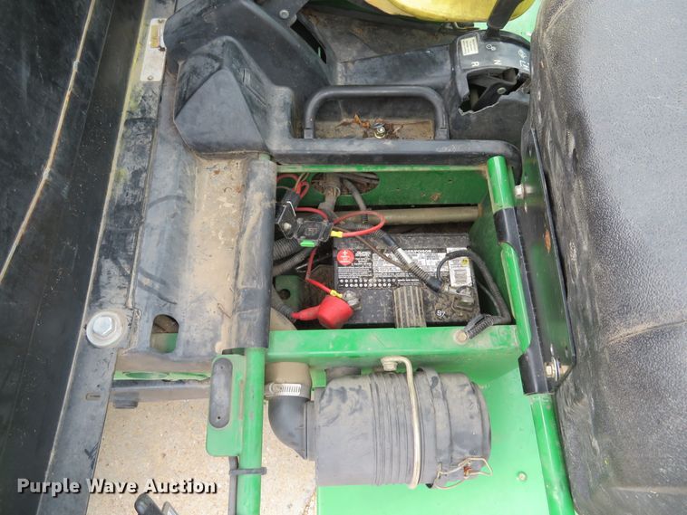 image for item EV9712 John Deere Gator HPX utility vehicle