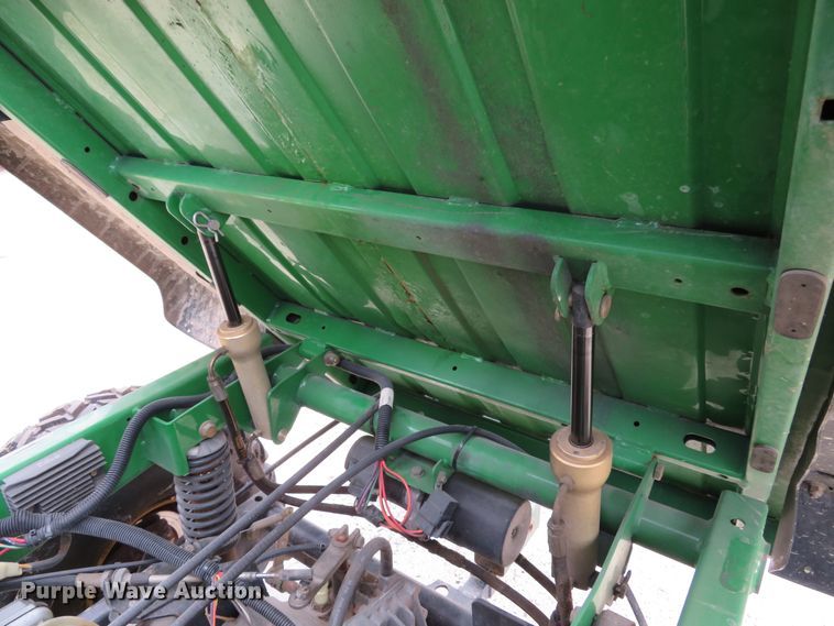 image for item EV9712 John Deere Gator HPX utility vehicle